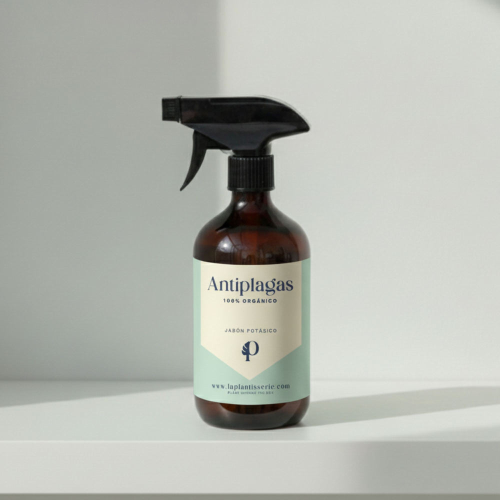 Antiplagas ecológico con jabón potásico (500 ml) para plantas · La Plantisserie